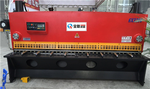 剪闆機(jī) 剪(jiǎn)闆機