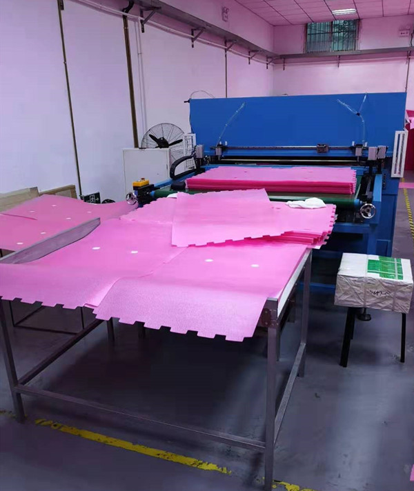 剪闆(pǎn)機 剪闆(pan)機