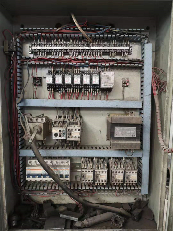 折彎機(ji) 折彎機(ji)