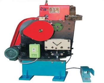 機械(xie)沖剪機